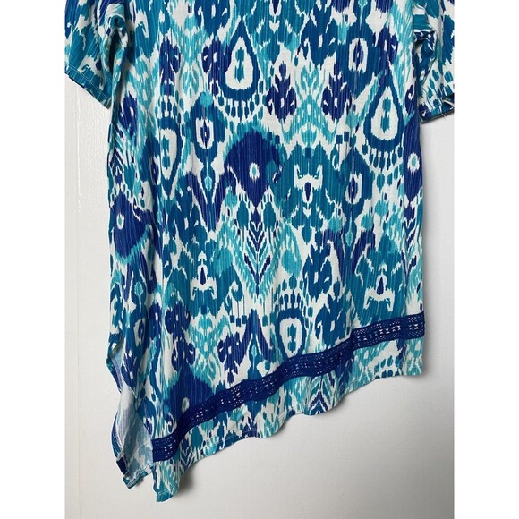 Chico's Pullover Top Blouse Blue Short Sleeves Asymmetric Embroidered hem Size 1 - Picture 10 of 12
